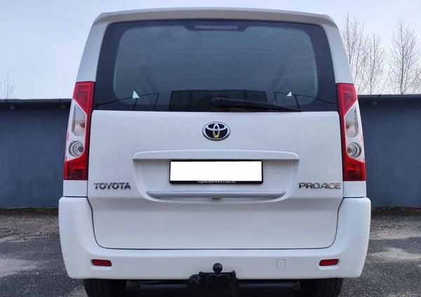 Toyota ProAce cena 48900 przebieg: 114400, rok produkcji 2015 z Sochaczew małe 211